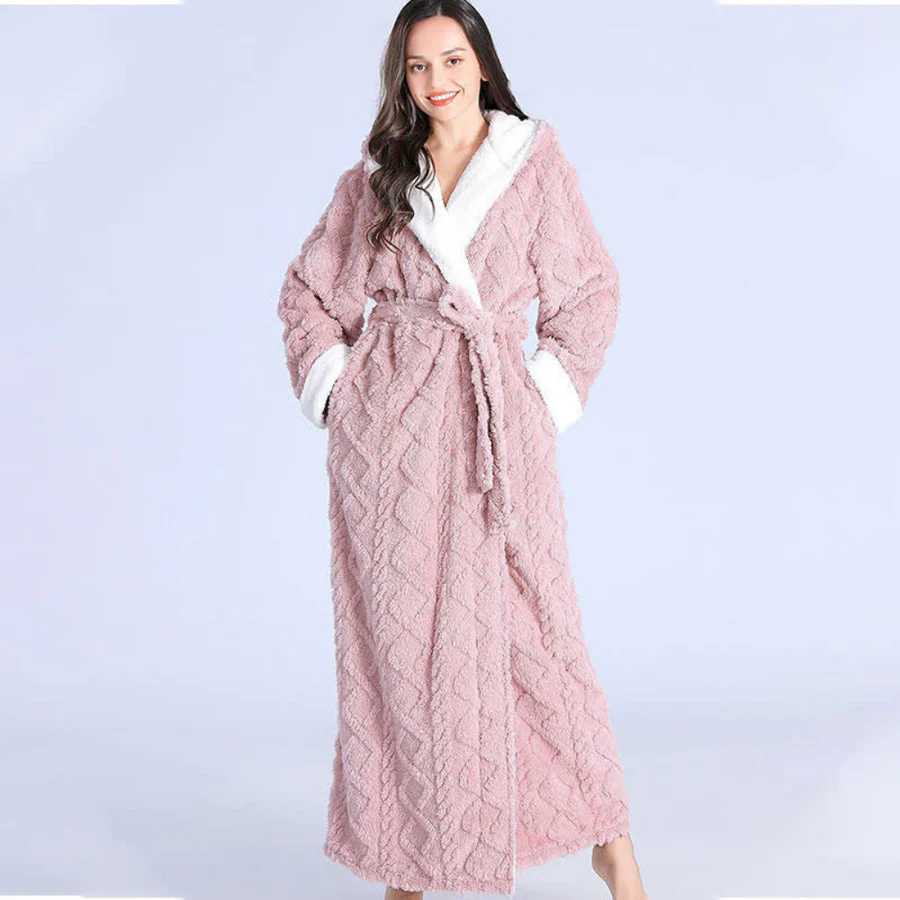 Esmyn Winter Kimono Robe