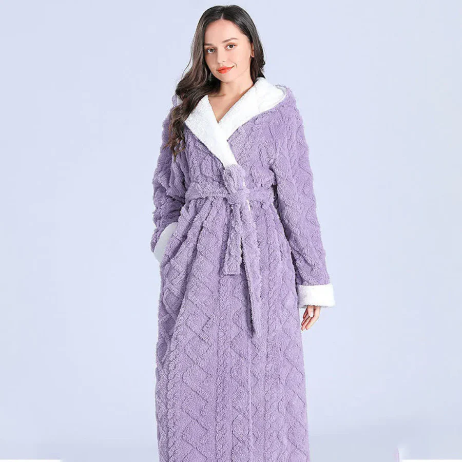 Esmyn Winter Kimono Robe